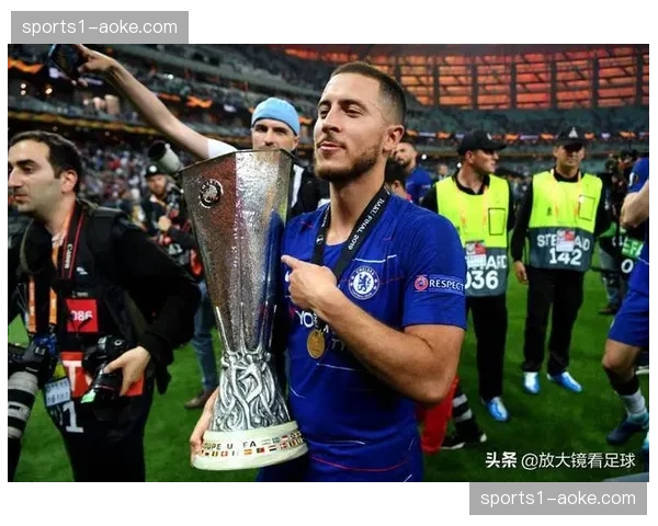 切尔西萨尔致命失误送礼,后场出球体系存在明显漏洞 切尔西萨尔致命失误送礼,后场出球体系存在明显漏洞
